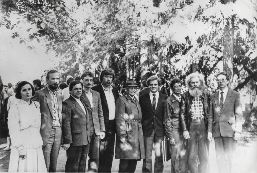 Участники Томского Мемориала в Сквере Памяти. 1989 год